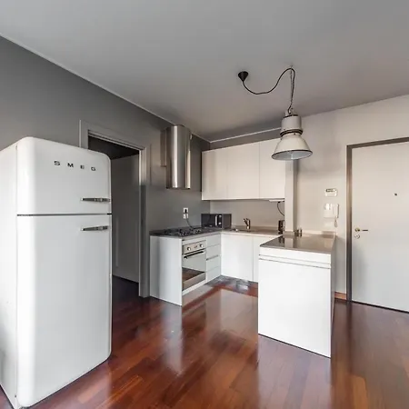 Apartament Darsena Cozy Apt - Porta Genova M2 *