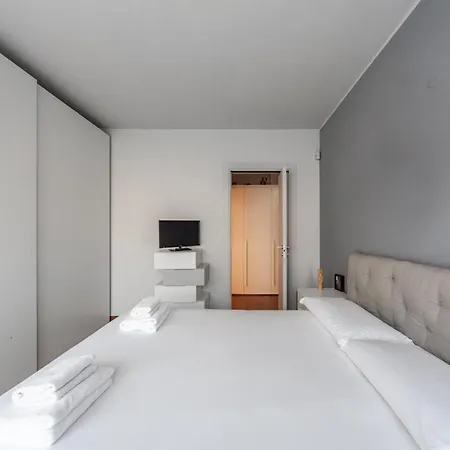 Darsena Cozy Apt - Porta Genova M2 * Mediolan
